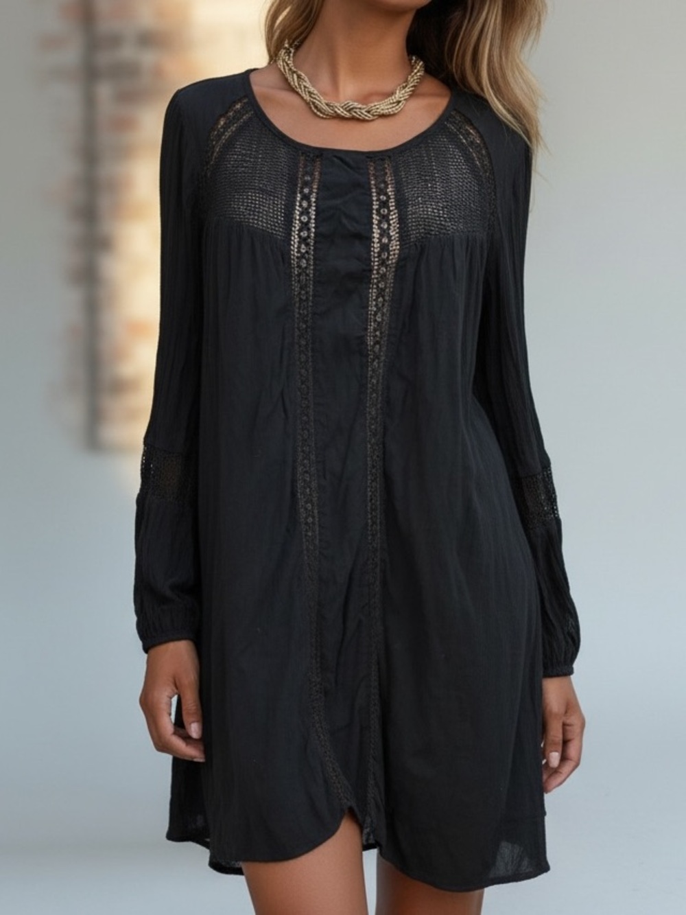 Volcom Black Traffik Long-Sleeve Lace-Inset Tunic Dress